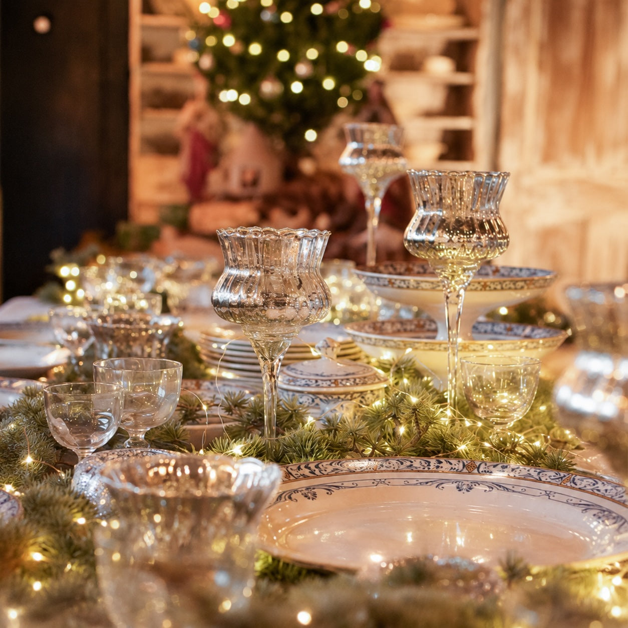 French Christmas Décor & Vintage Holiday