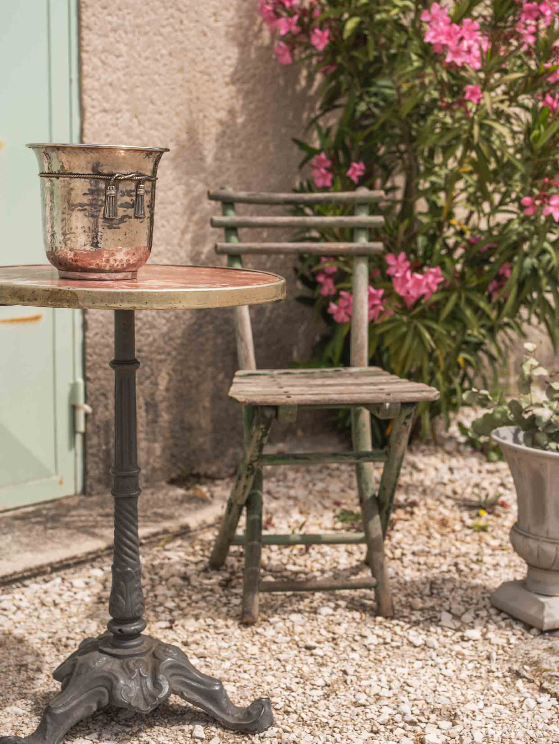 Elegant French-style ice bucket