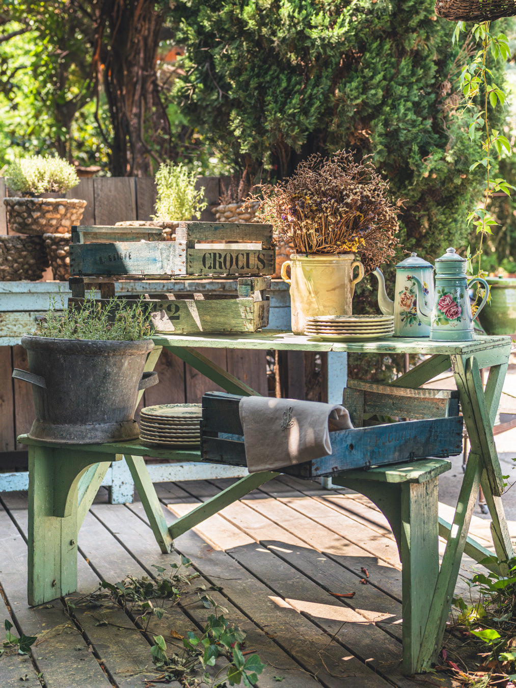 Provincial French picnic bench