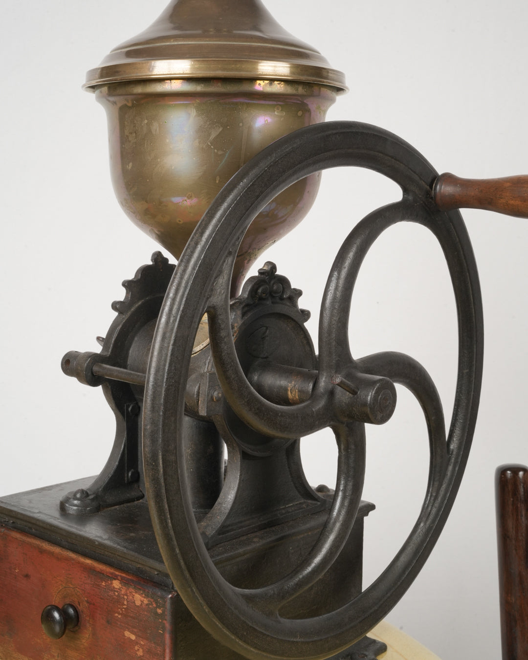 Timeless coffee shop grinder