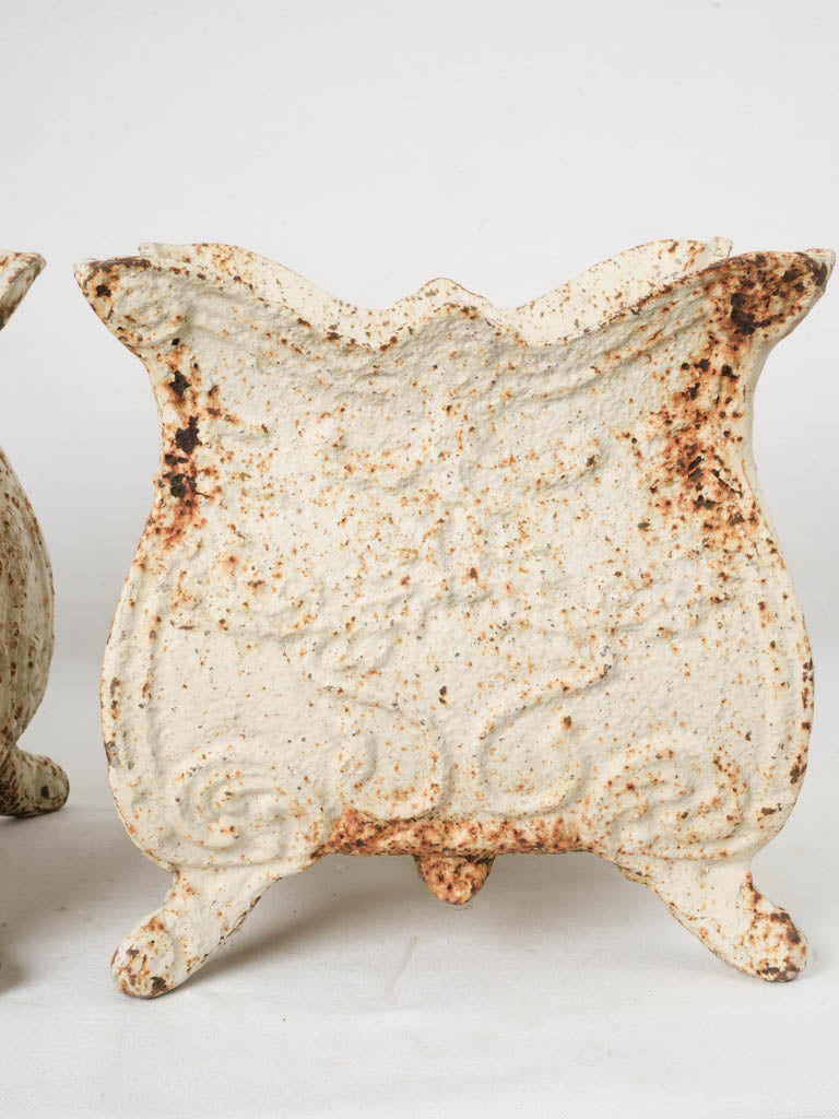 Petite feet elegant planters