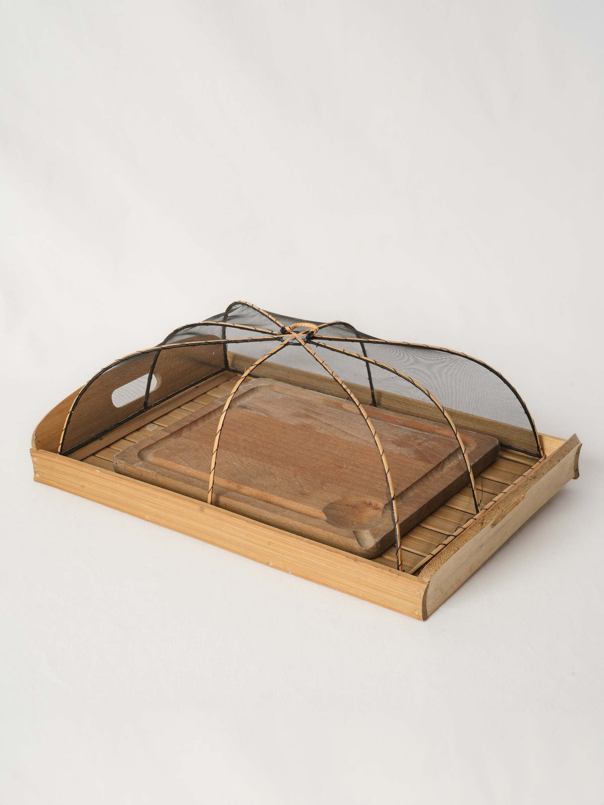 Cheese Cloche with Wooden Tray and Wire Mesh Lid