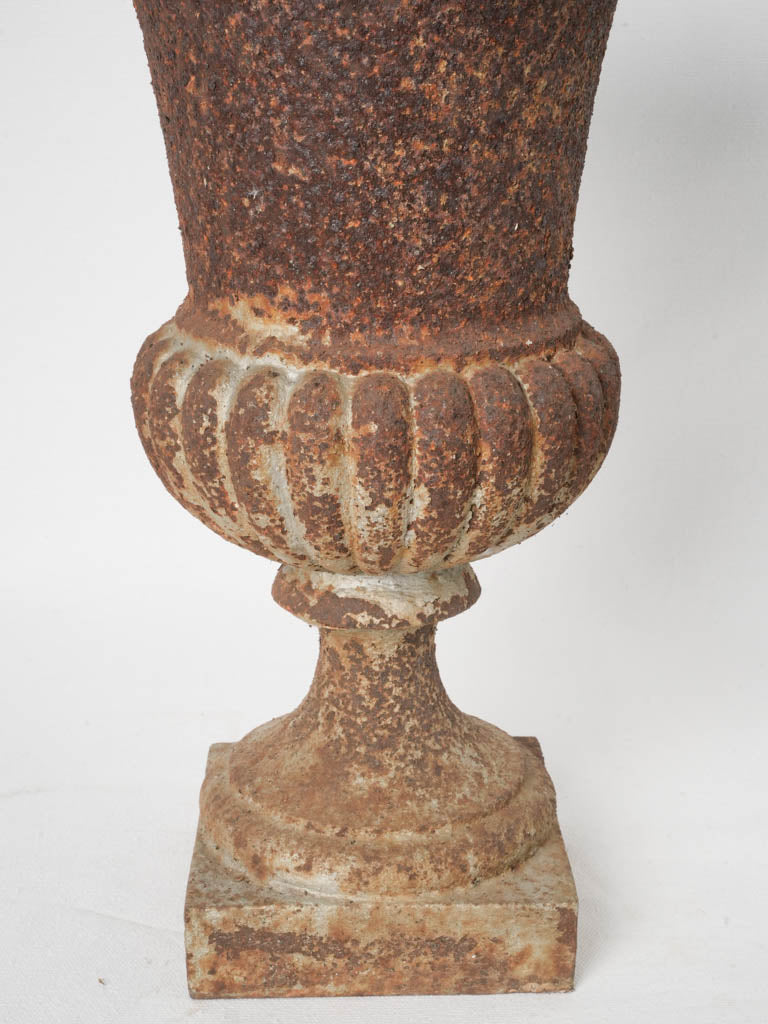 Flared lip Medici urns