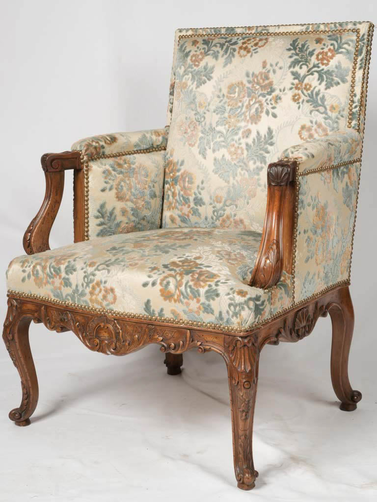 Charming 18th-century Parisian floral silk chair