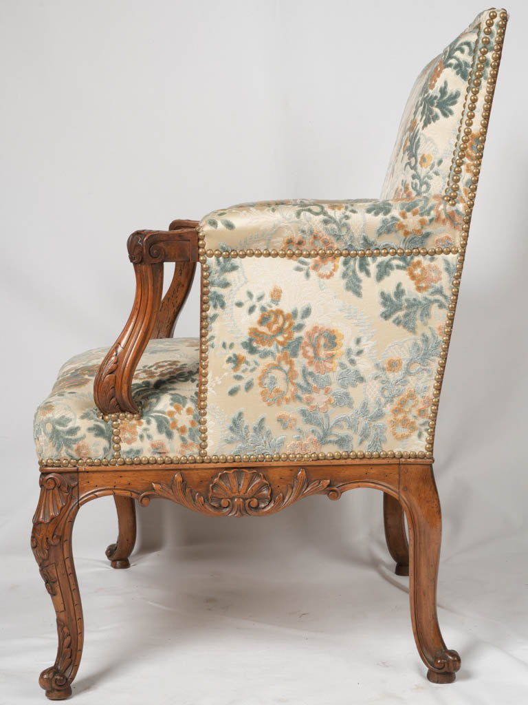 Classic 18th-century Parisian walnut armchair