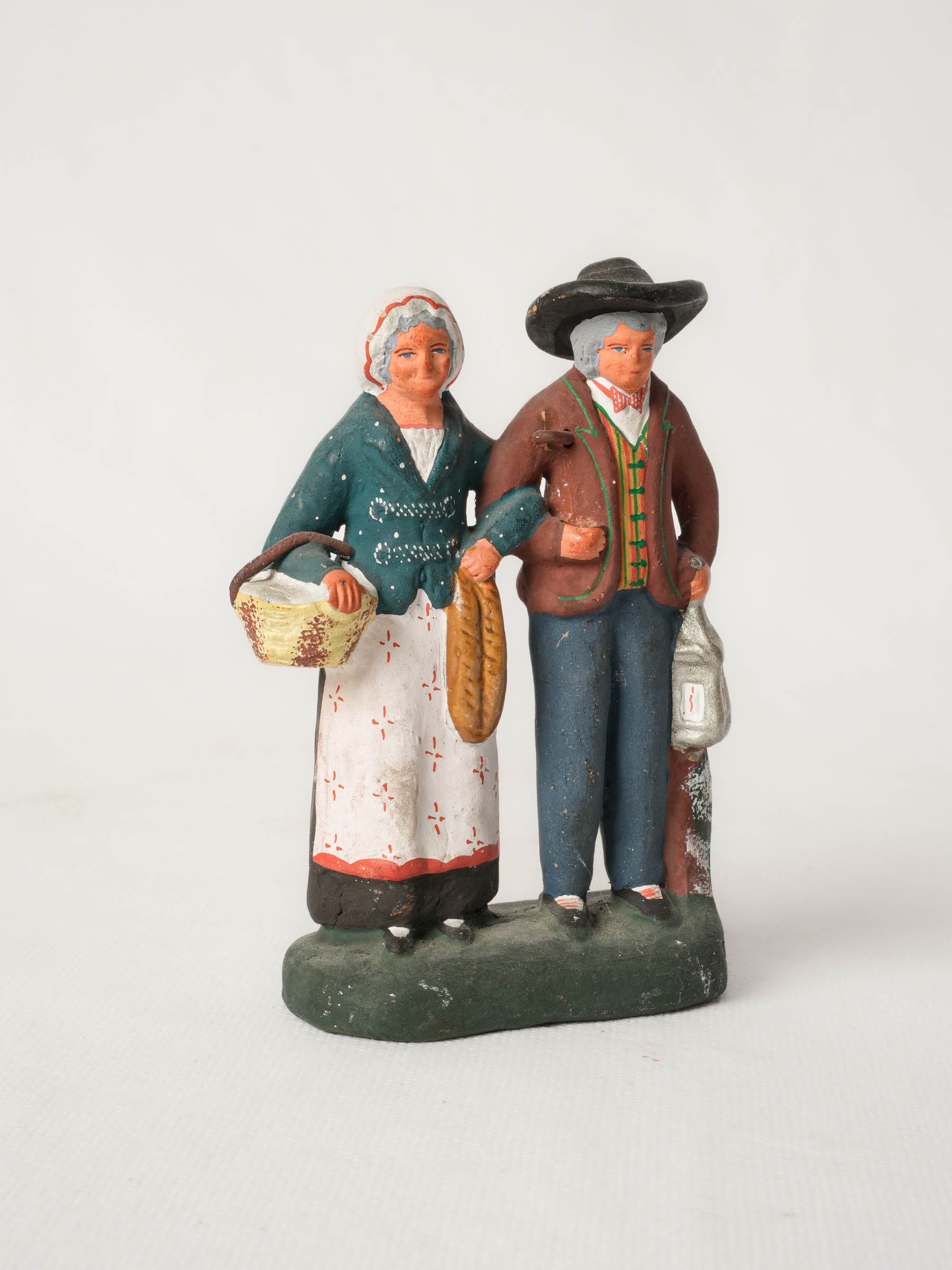 Vintage Terracotta Santon Couple from Provence 5"