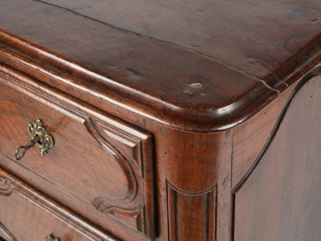 High-quality bronze hardware antique commode