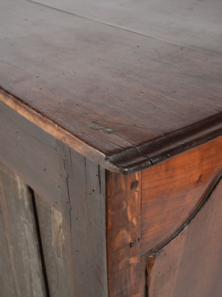 Refined antique walnut side table commode