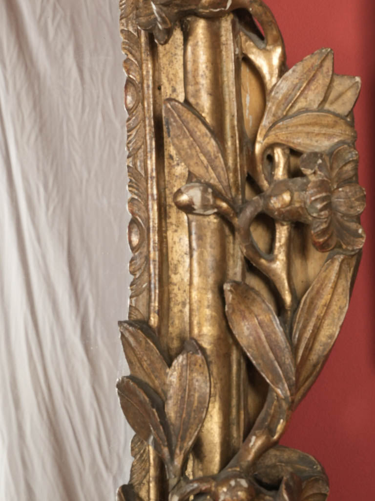 Exquisite Louis XV gilt leaf wall mirror