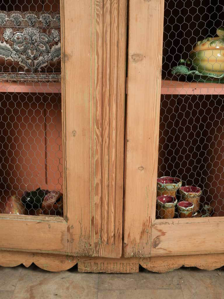 Warm fruitwood culinary cupboard