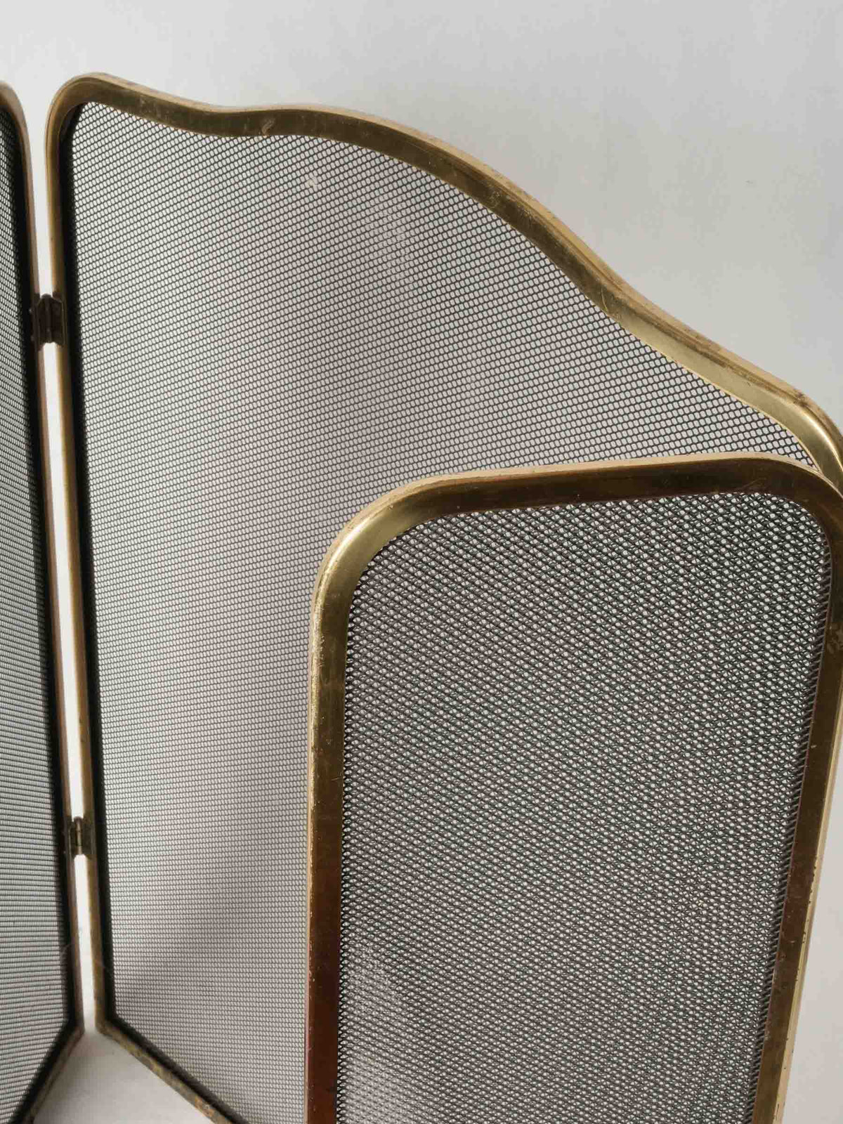 Vintage French Brass Fireplace Screen from Chanteduc