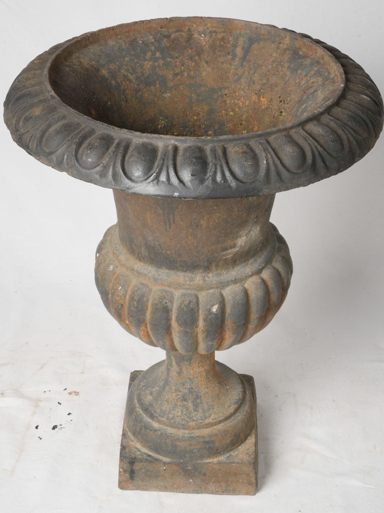 Weathered surface iron decor  