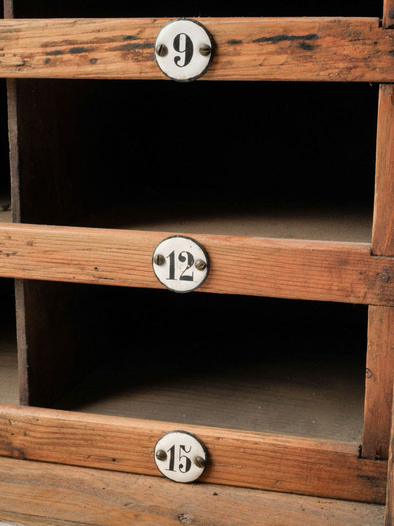 Warm-colored pigeonhole organizer