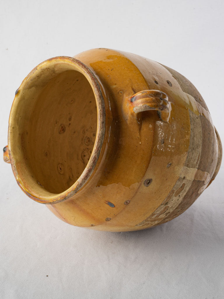Decorative antique kitchenware
