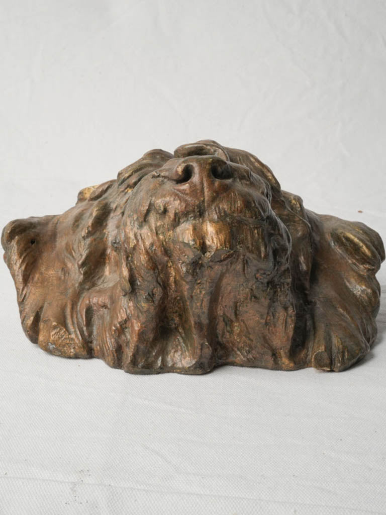 Warm bronzed animal head decor