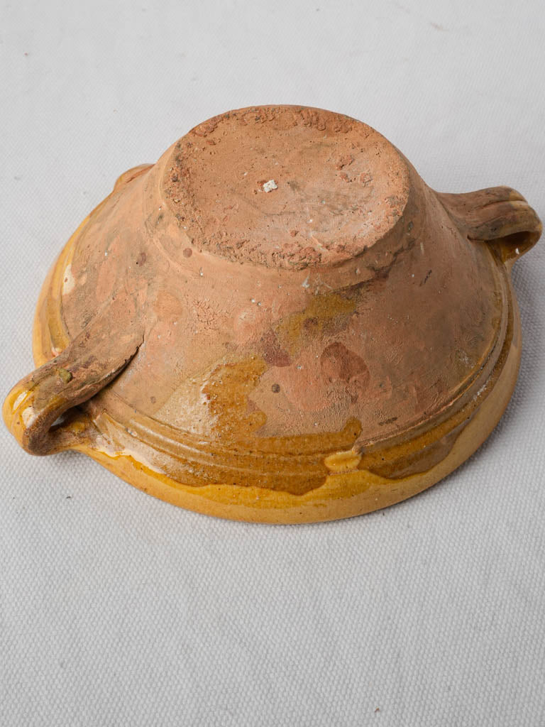 Decorative traditional clayware tian