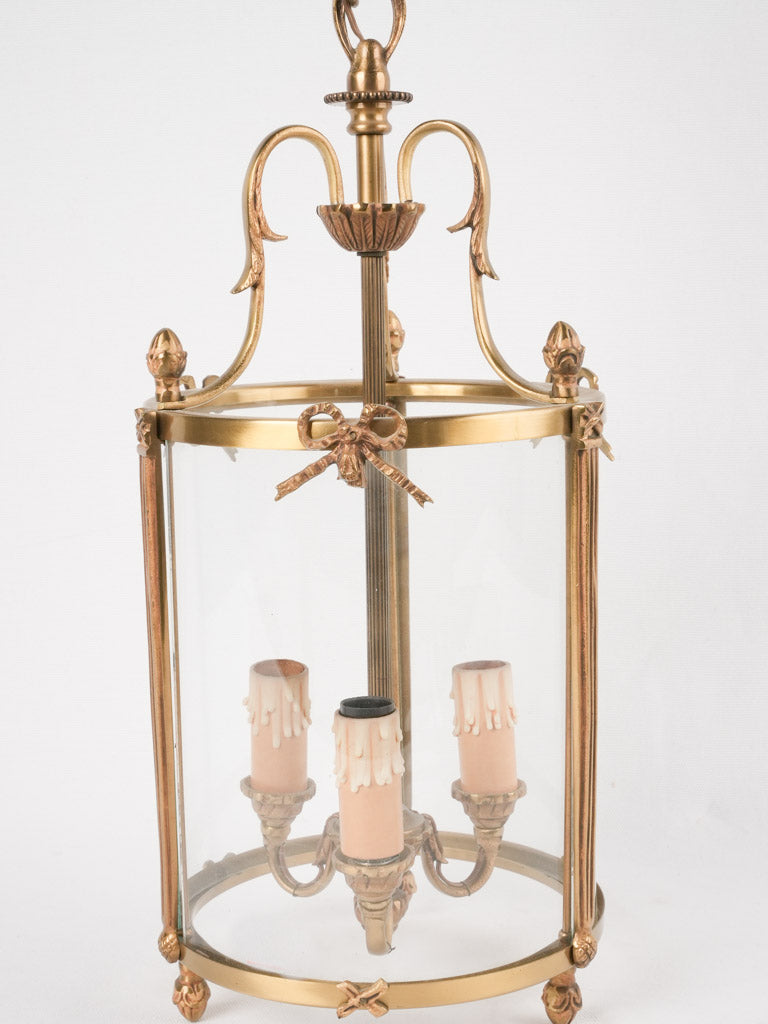 Historical Louis XVI lighting decor