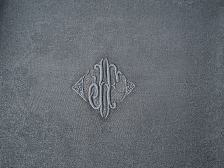 Artisanal French textile napkins