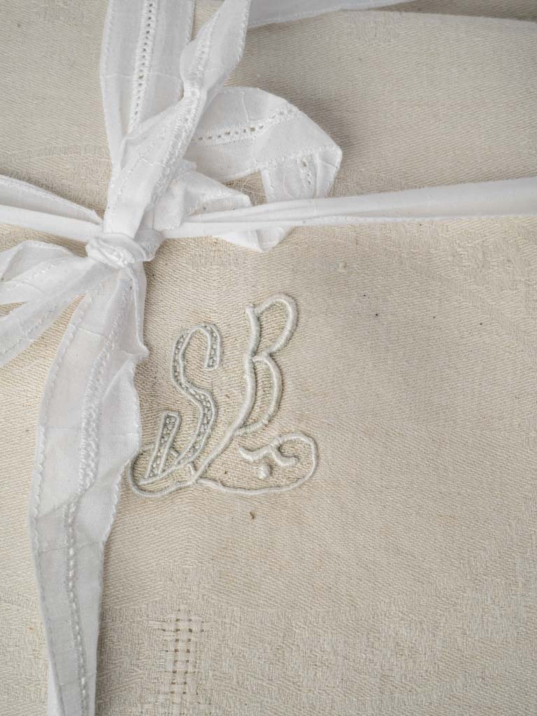 Vintage ecru weave linen napkins
