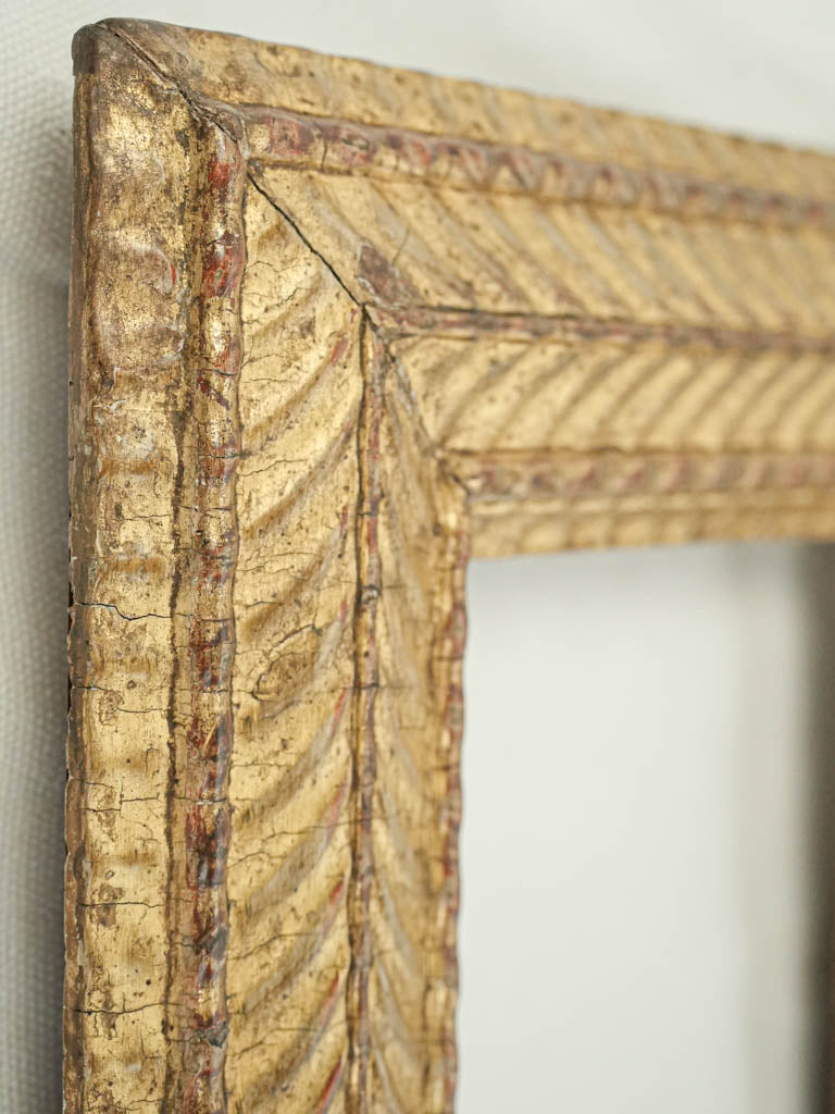 Luminous gold finish frame