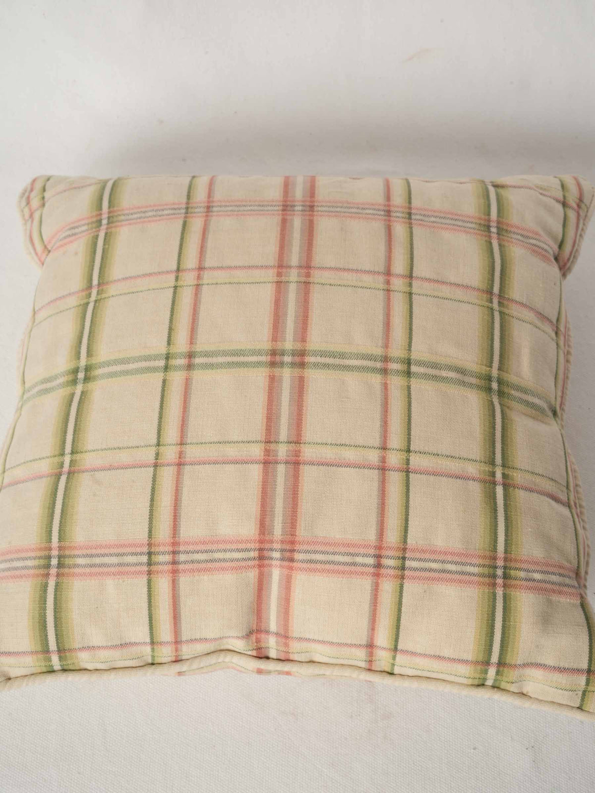 Pair of French Checked Cotton Pillows from Chanteduc Provence