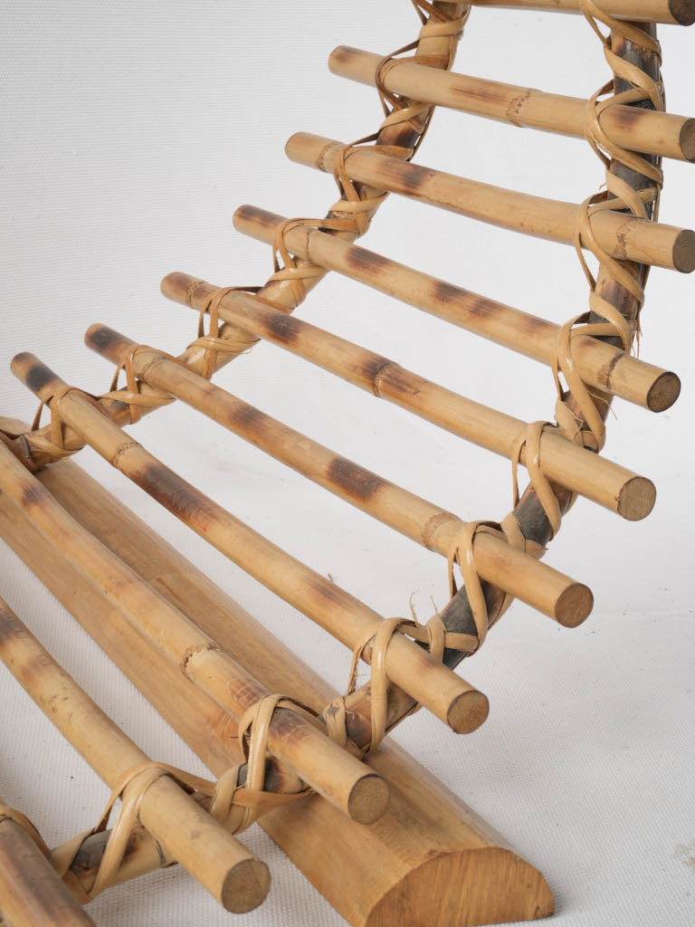 Hand-lashed joints wood cradle
