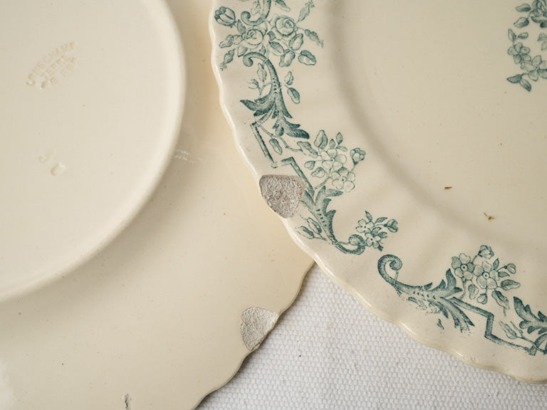 Patina-rich decorative ware