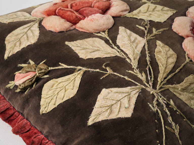 Romantic 19th-century cushion
