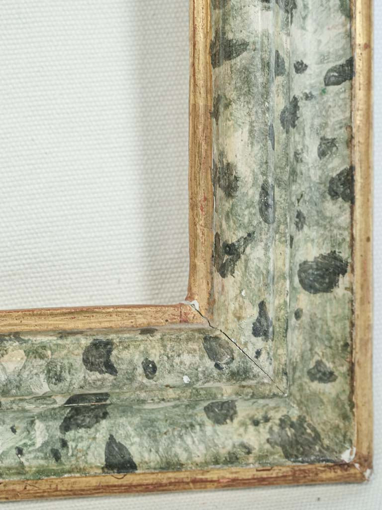 Playful eccentric style frame