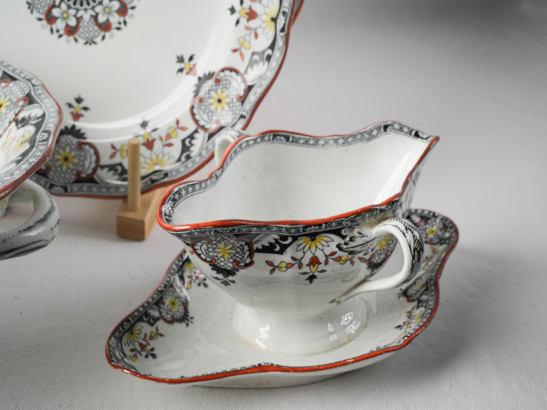 Elegant Victorian Style Tableware