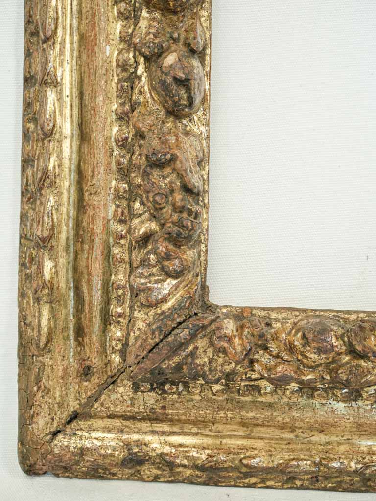 Textured hand-carved luxury frame