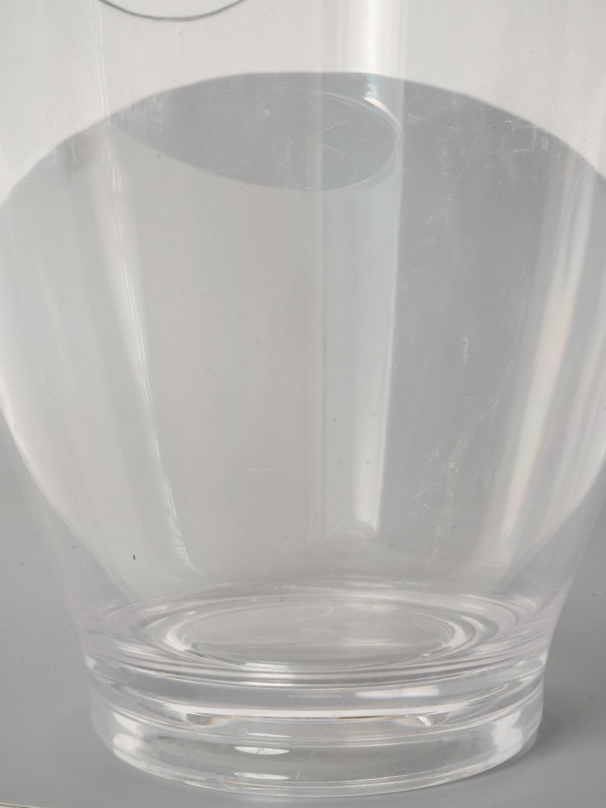 Vintage Wine Cooler with Undulating Edge