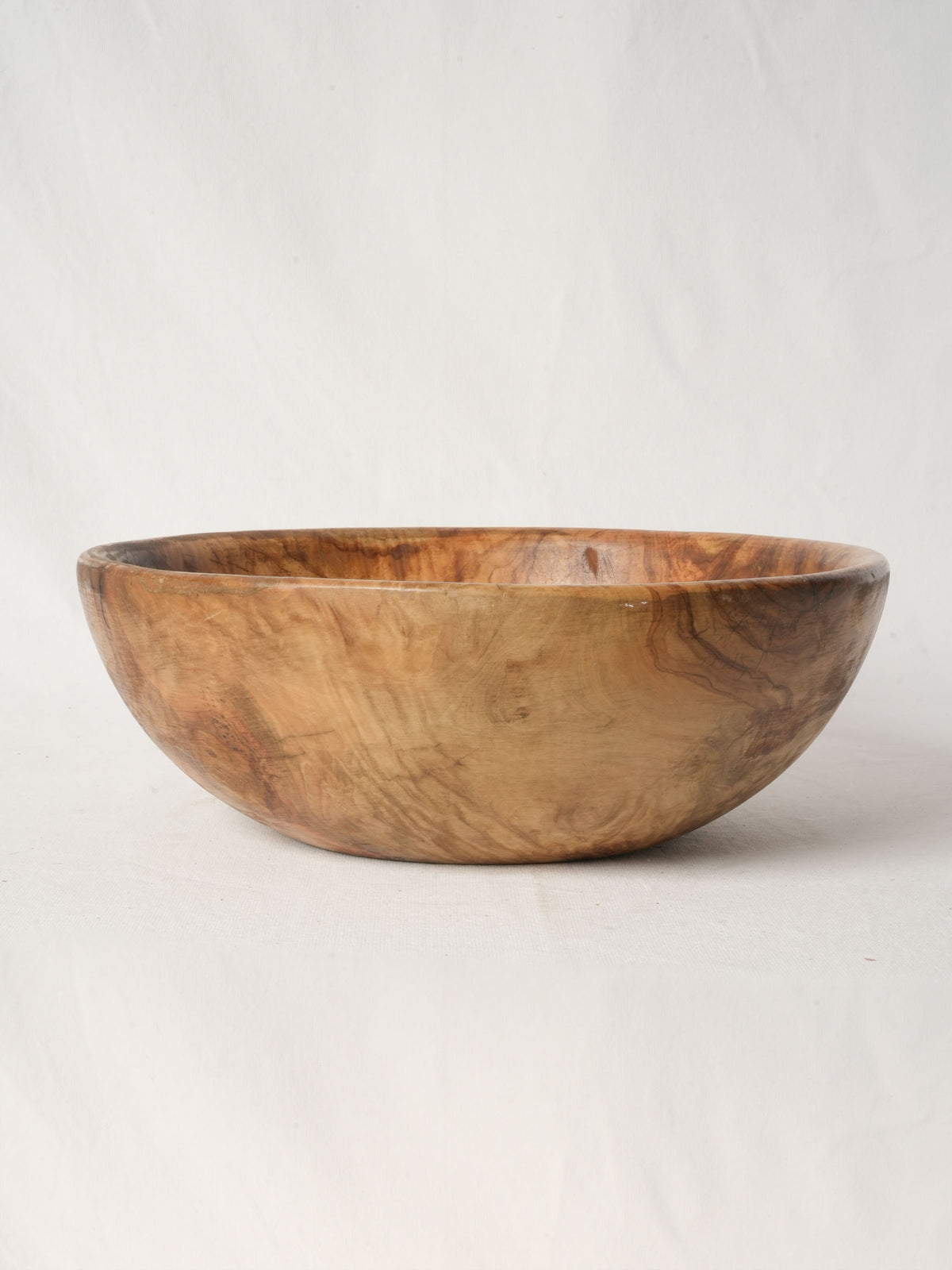 Large Olive Wood Salad Bowl from Chanteduc Kitchen 15¾"