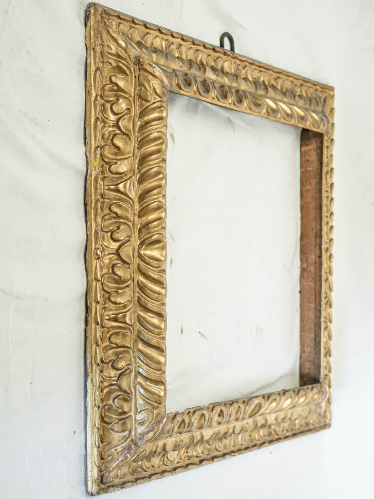 Bolognese foliage motif frame