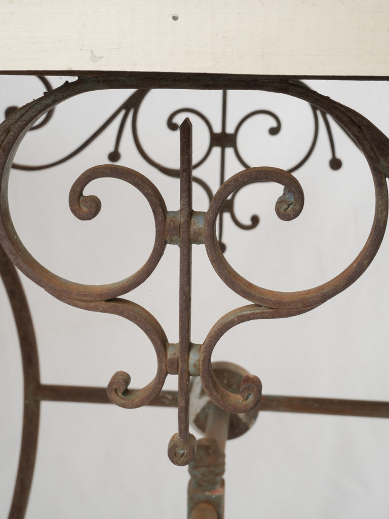 Hand-forged escargot spiral legs furniture