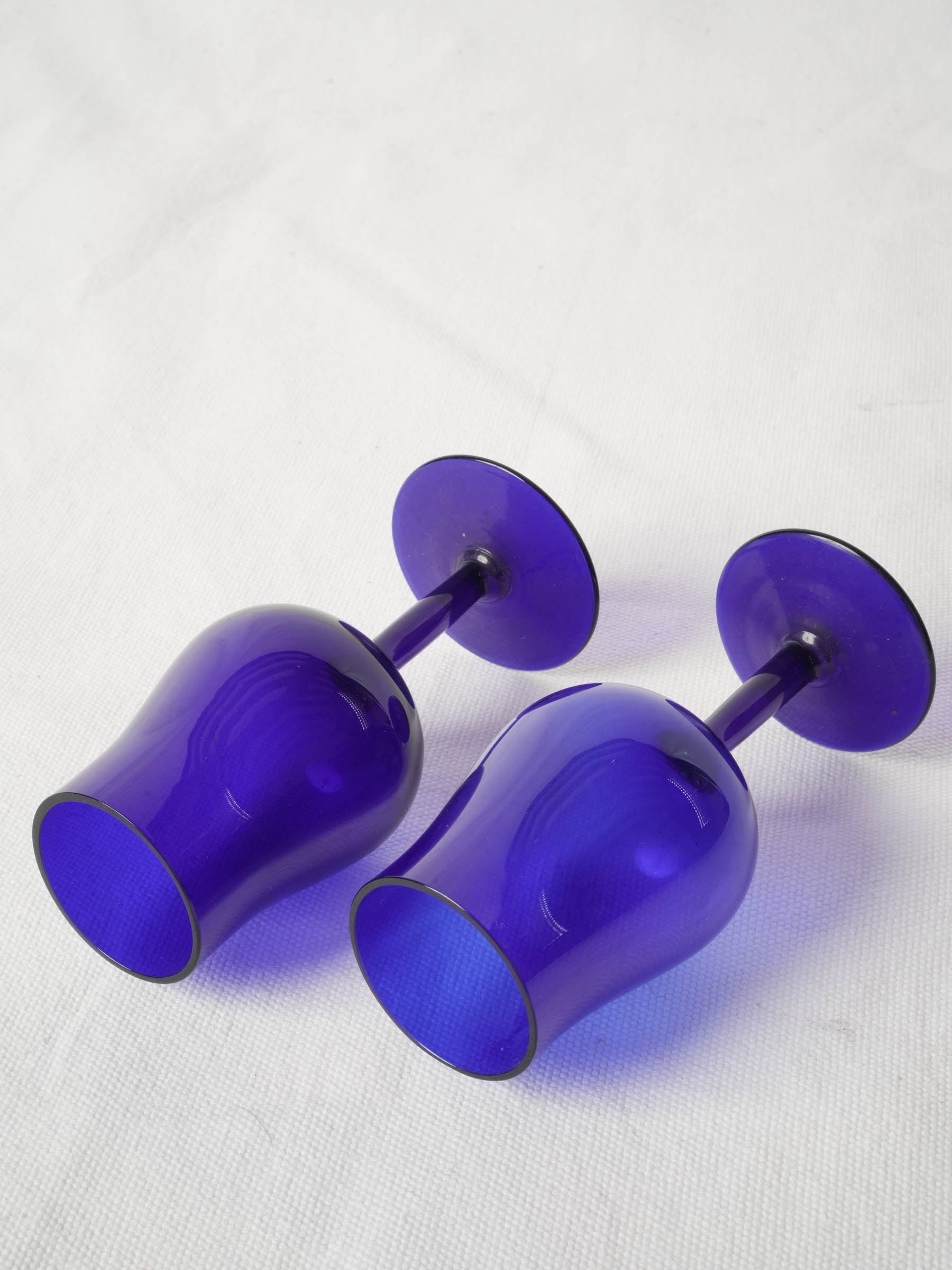 Pair of Vintage Cobalt Blue Wine Glasses from Paris