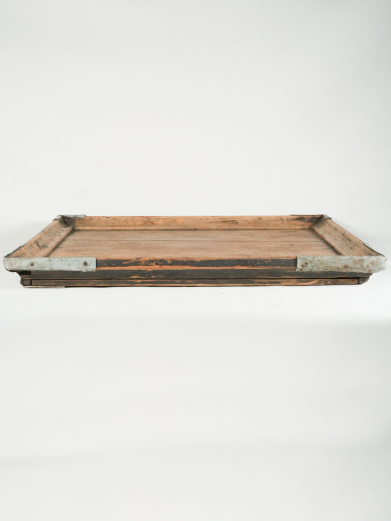 Reinforced metal accents tea tray