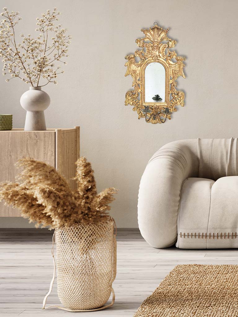 Artful antique reflector with elegance
