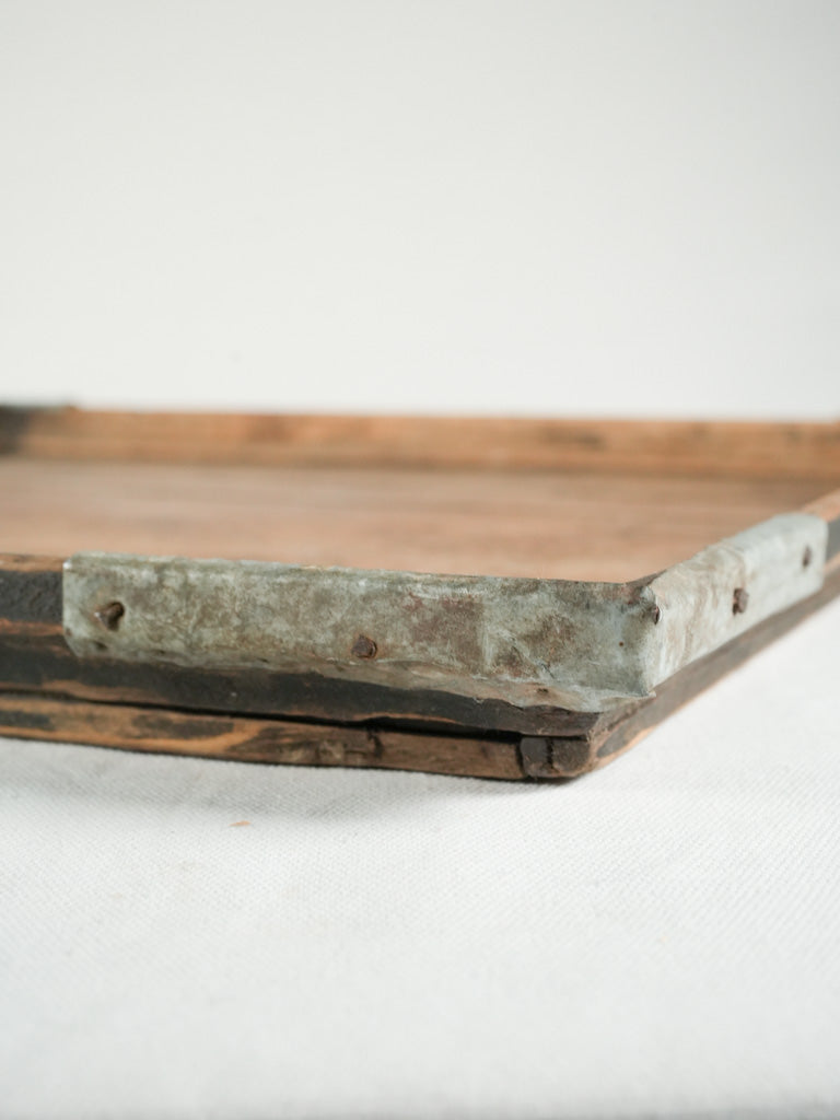 Unique rustic flowers display tray