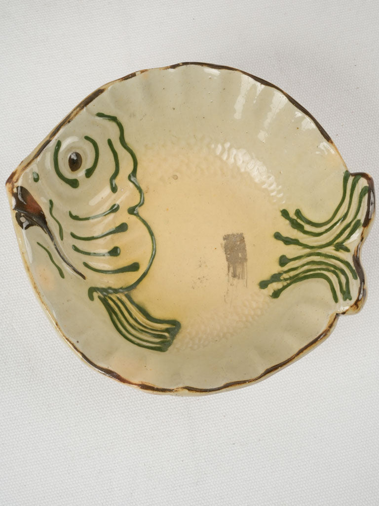 Collection of vintage fish-shaped bouillabaisse plates - Vallauris