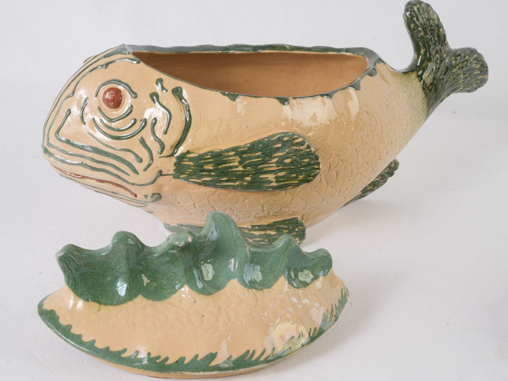 Collection of vintage fish-shaped bouillabaisse plates - Vallauris