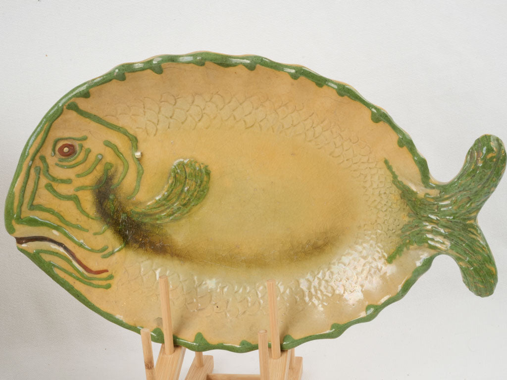 Collection of vintage fish-shaped bouillabaisse plates - Vallauris