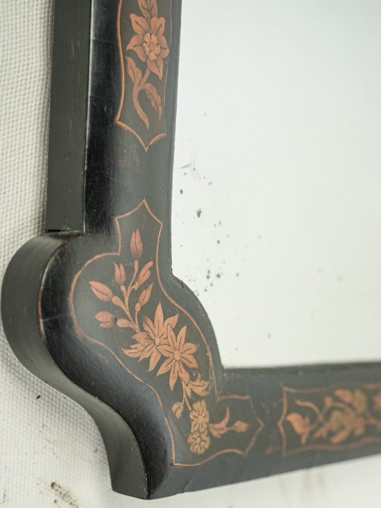 Distinctive late 19th-century mirror