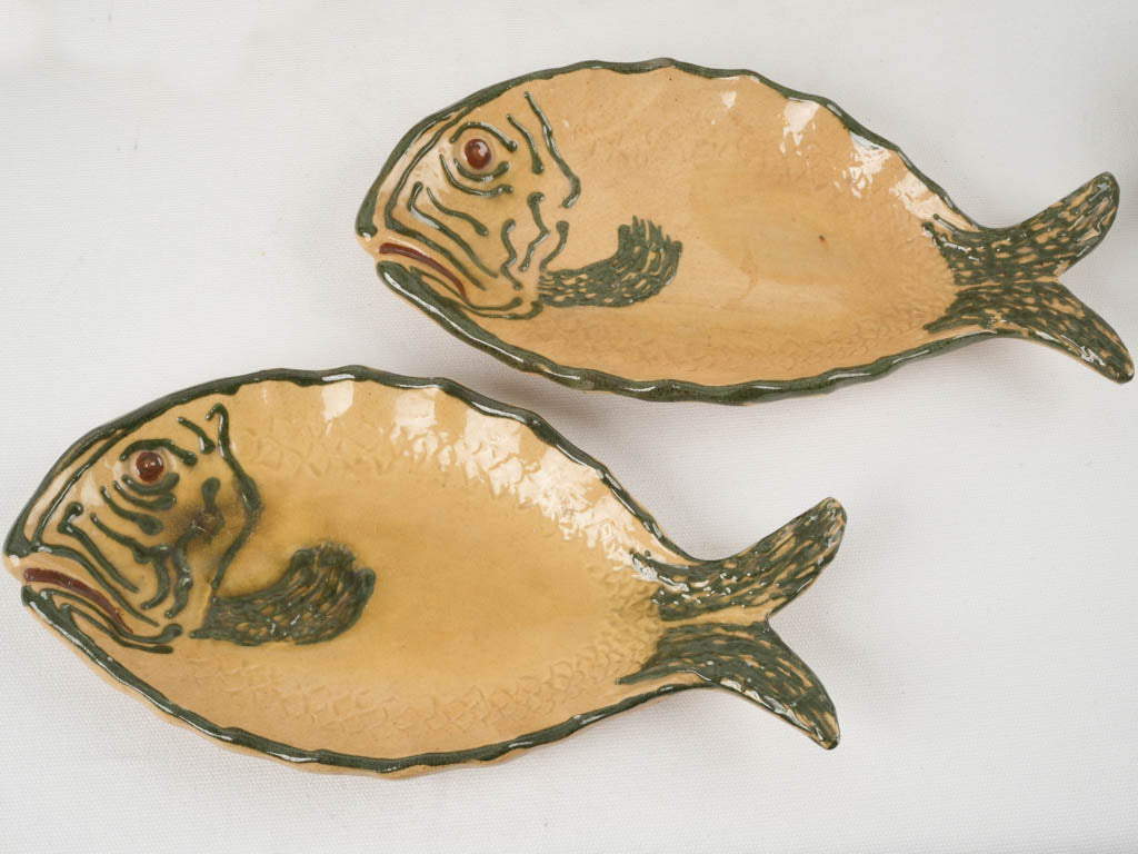 Collection of vintage fish-shaped bouillabaisse plates - Vallauris