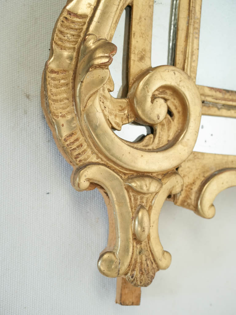 Classical European styled mirror