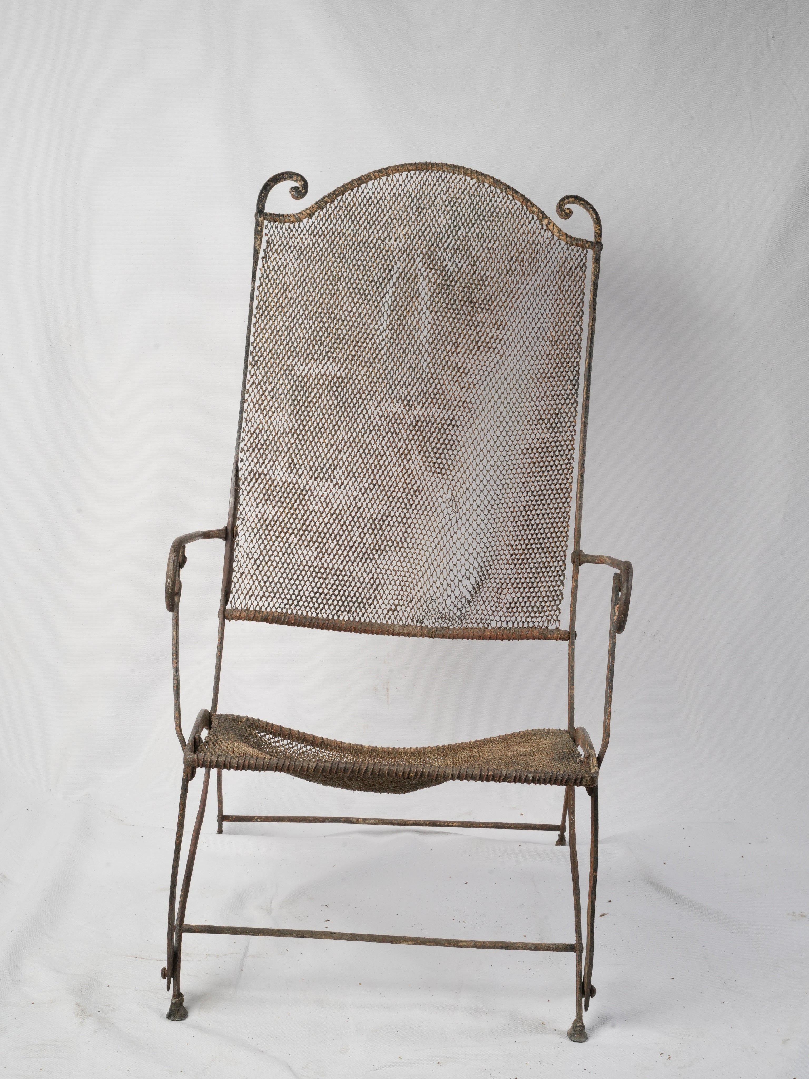 Graceful late-19th-century iron seat