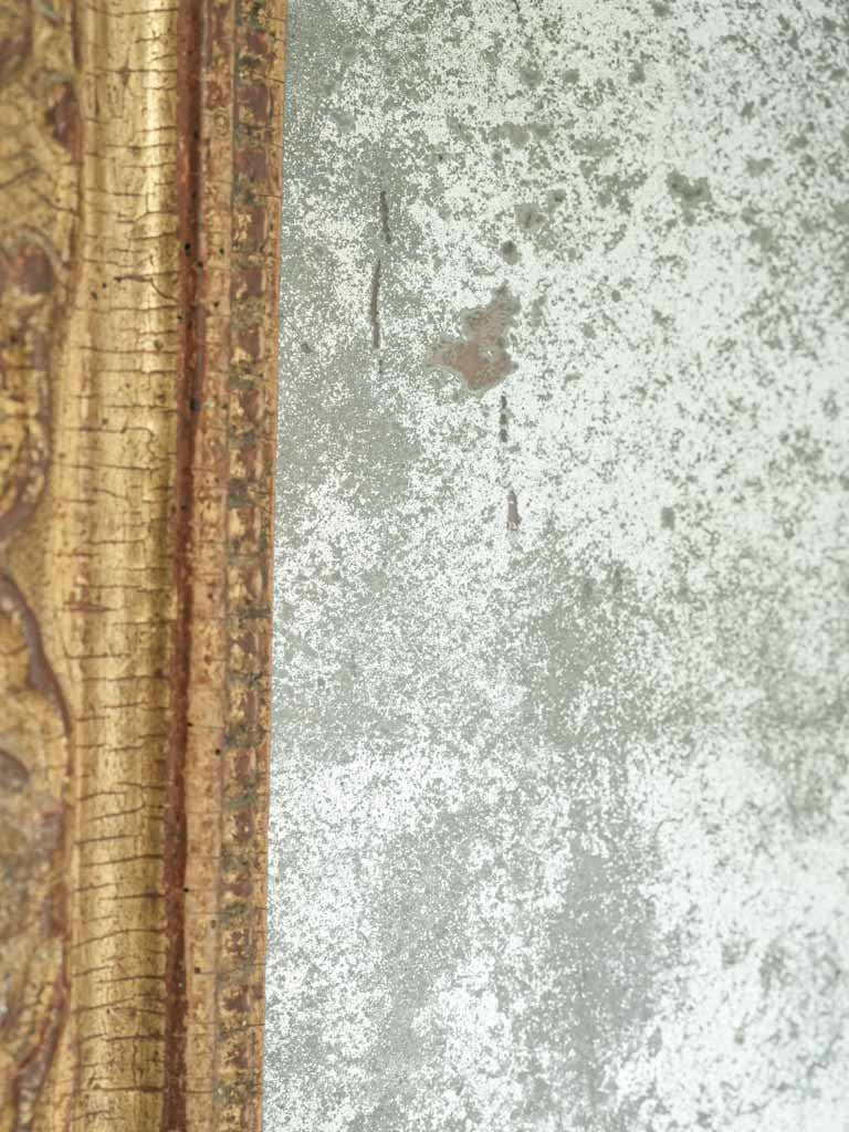 Exquisite carved frame antique