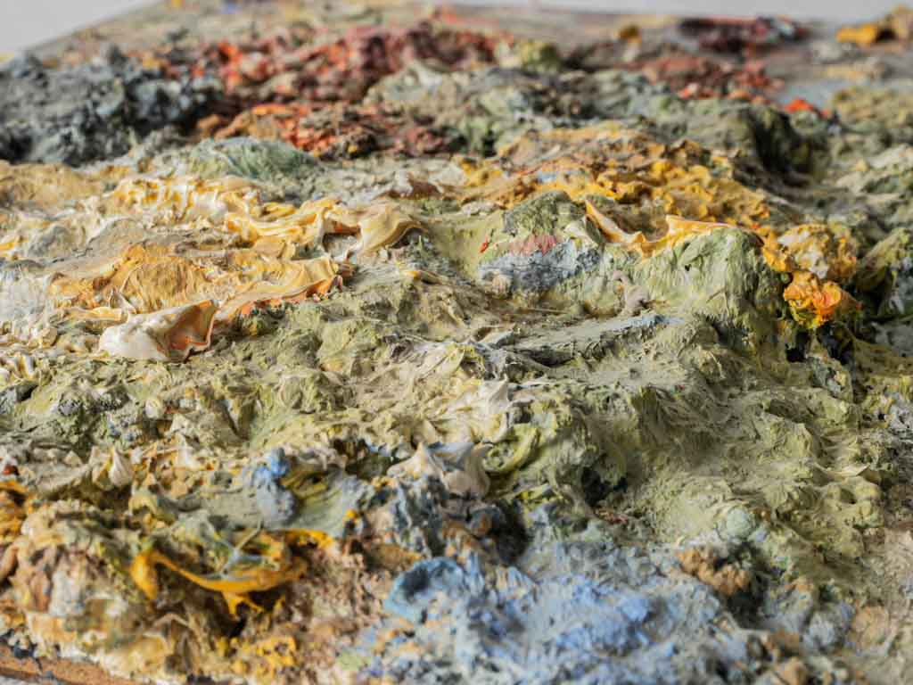 Elegant wooden paint palette by Karibou