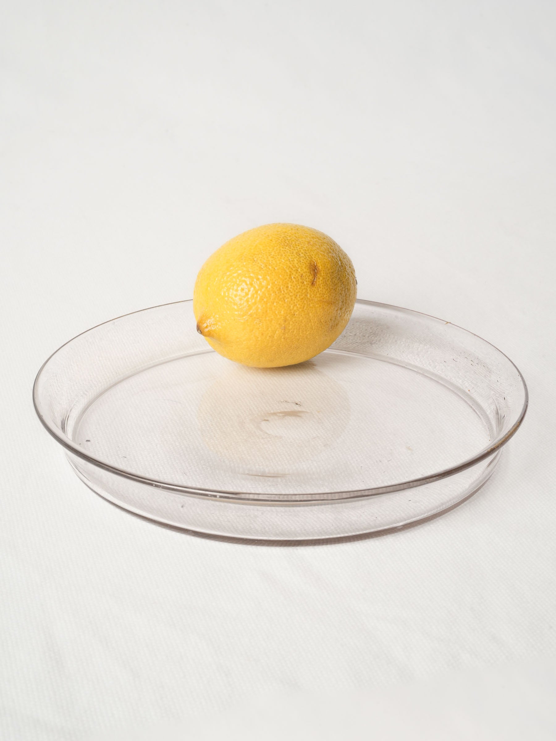 Vintage French Blown Glass Plate / Coupelle 8"