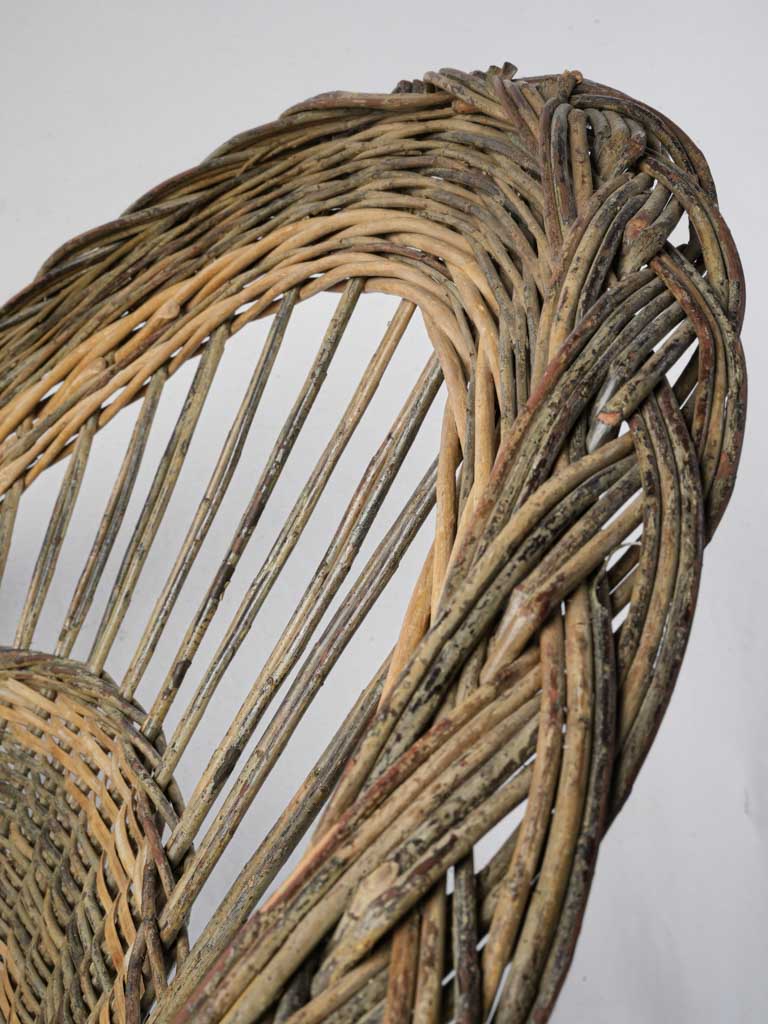 Curved natural wicker chair